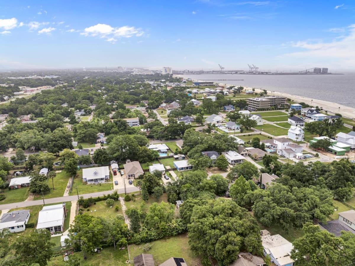 Bare Feet Bungalow -Close To Beach & Dog Friendly Gulfport Eksteriør billede