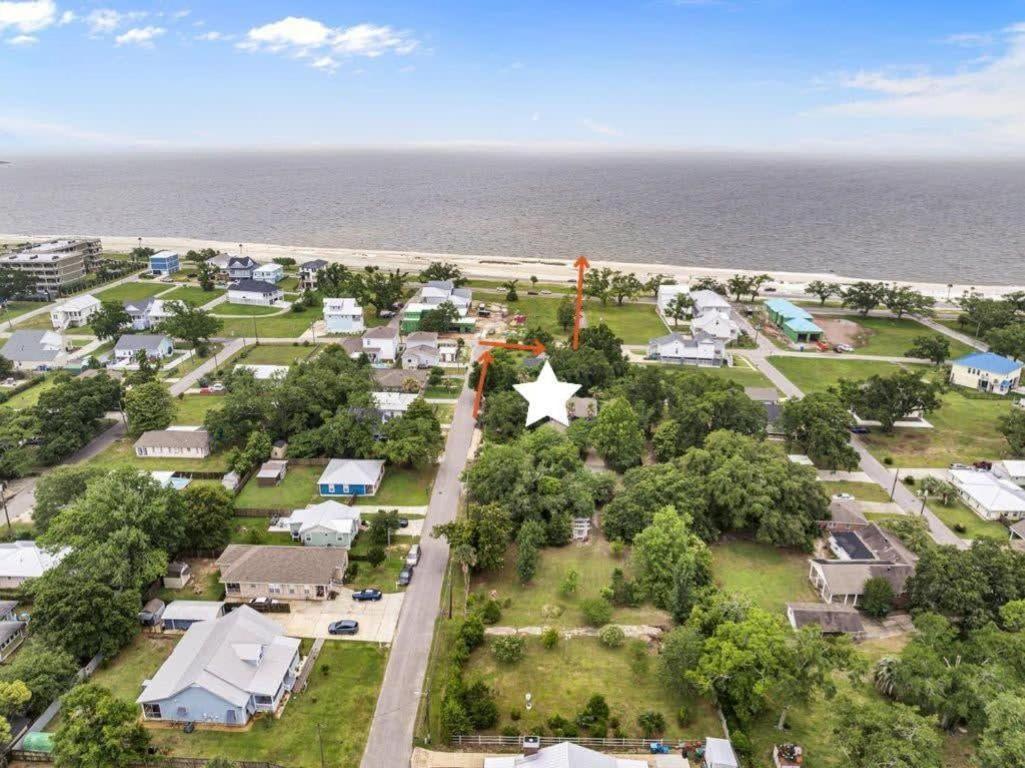 Bare Feet Bungalow -Close To Beach & Dog Friendly Gulfport Eksteriør billede