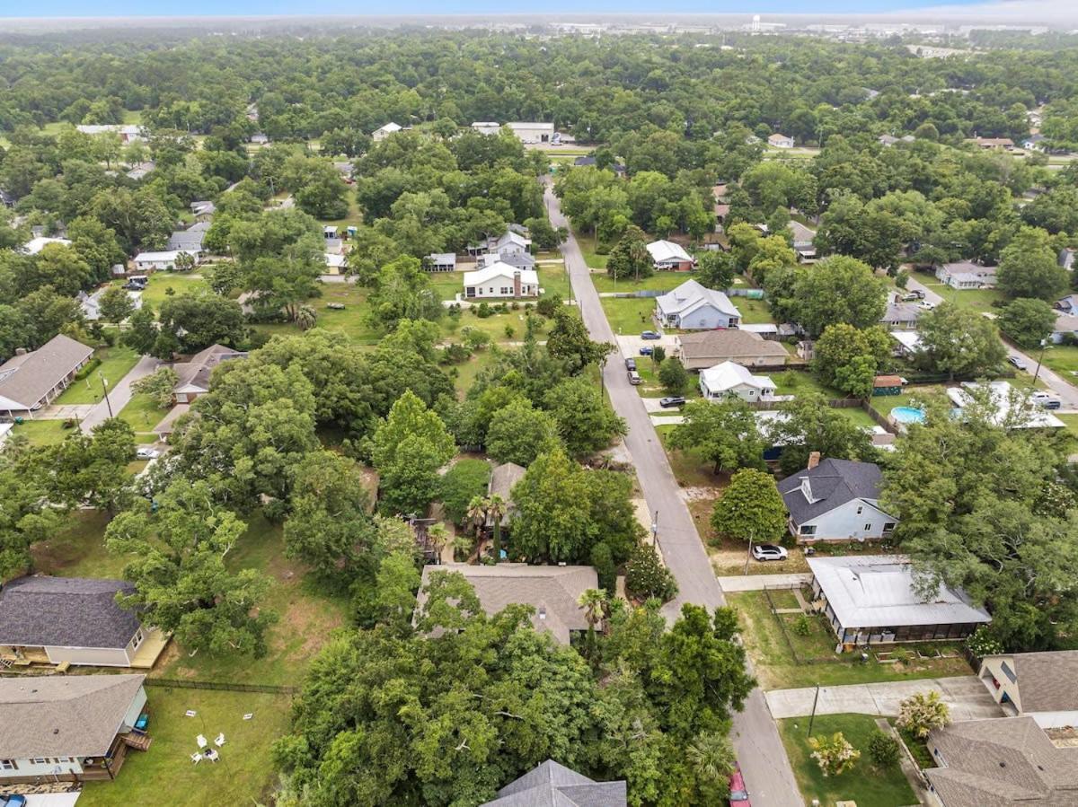 Bare Feet Bungalow -Close To Beach & Dog Friendly Gulfport Eksteriør billede