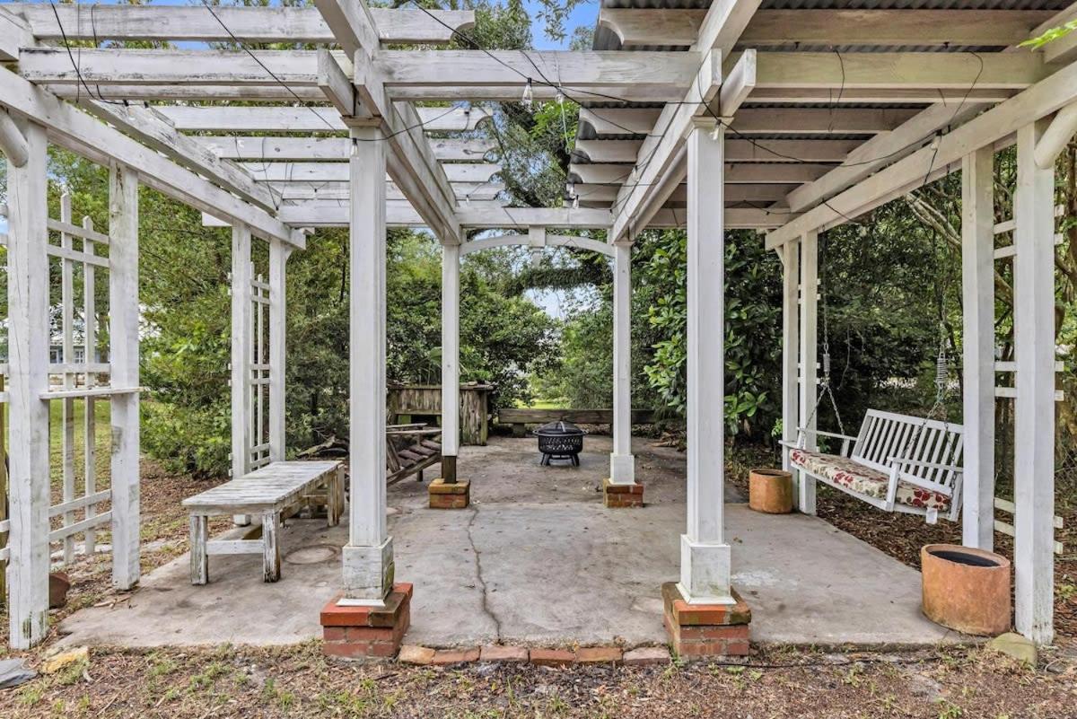 Bare Feet Bungalow -Close To Beach & Dog Friendly Gulfport Eksteriør billede