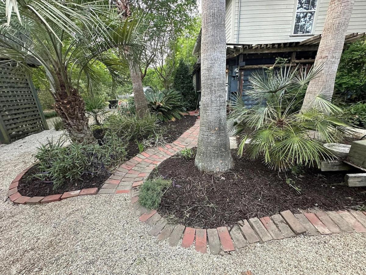 Bare Feet Bungalow -Close To Beach & Dog Friendly Gulfport Eksteriør billede