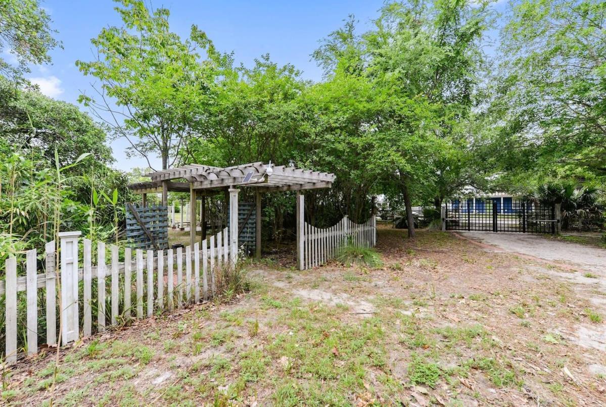 Bare Feet Bungalow -Close To Beach & Dog Friendly Gulfport Eksteriør billede