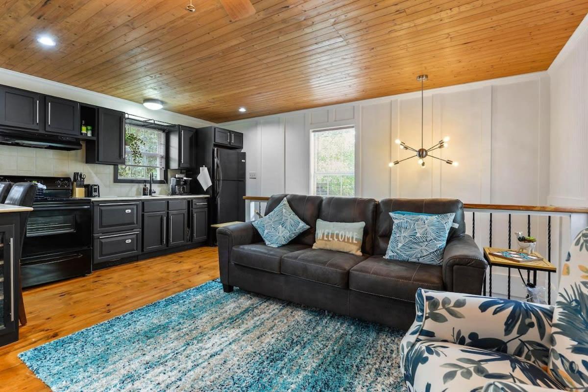 Bare Feet Bungalow -Close To Beach & Dog Friendly Gulfport Eksteriør billede