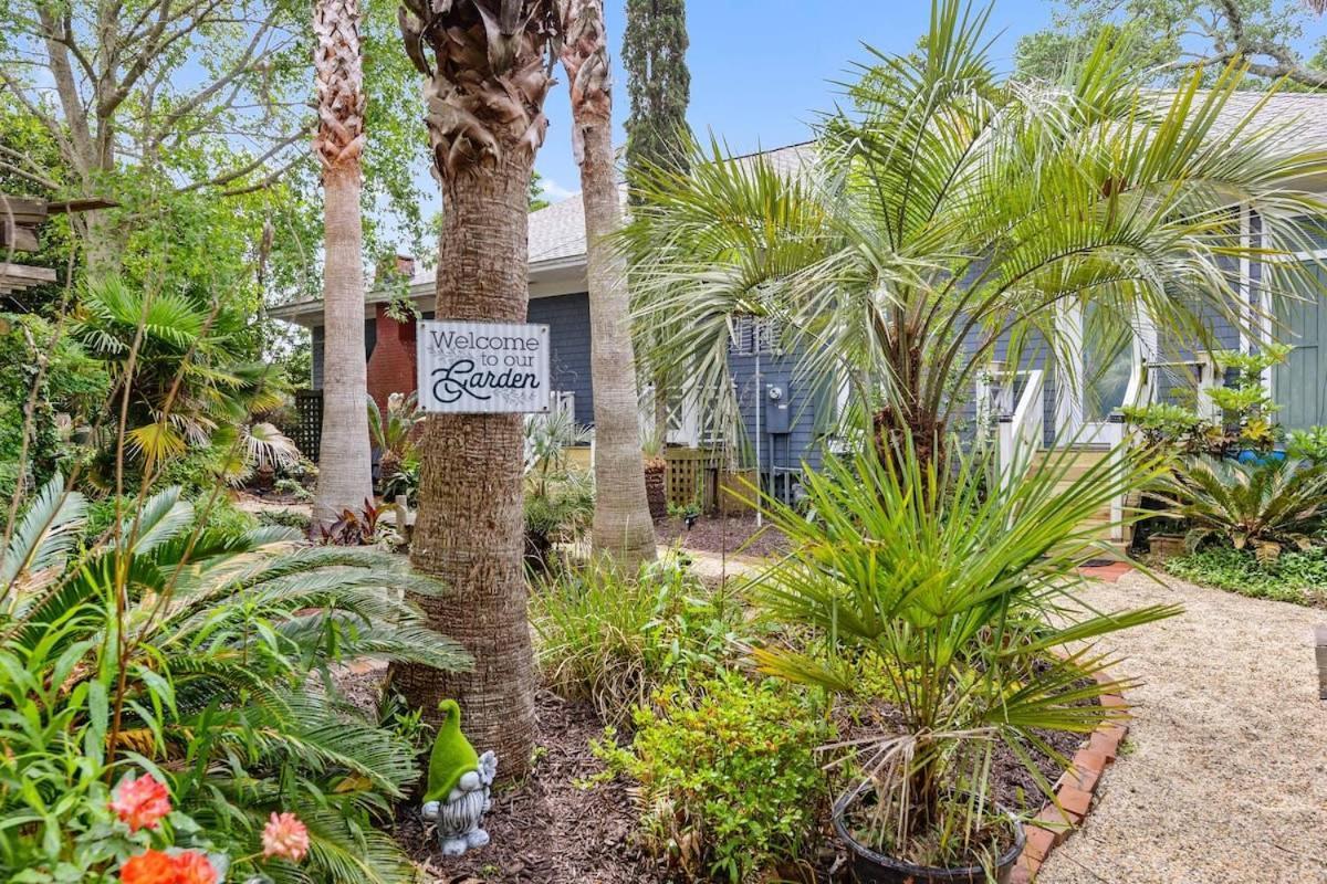 Bare Feet Bungalow -Close To Beach & Dog Friendly Gulfport Eksteriør billede